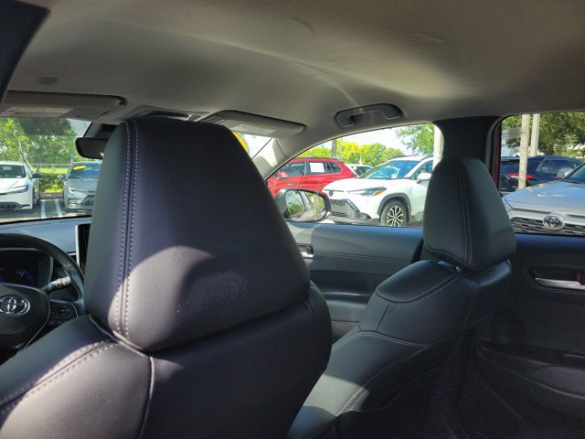 Used 2022 Toyota Corolla Cross XLE FWD image 15