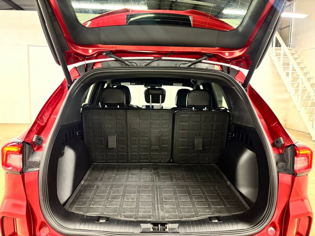 Used 2023 Ford Escape ST-Line w/ Tech Pack #1 FWD image 24