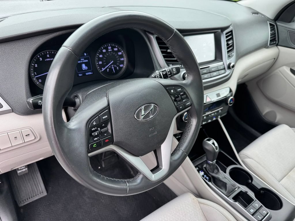 Used 2018 Hyundai Tucson Value w/ Cargo Package AWD/4WD image 30