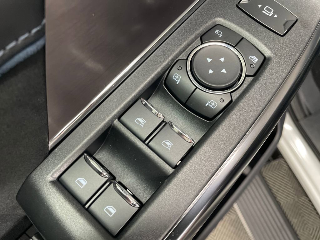 New 2026 Ford F350 Platinum w/ FX4 Off-Road Package image 17