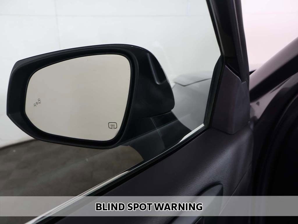 Used 2022 Toyota Highlander XLE image 5