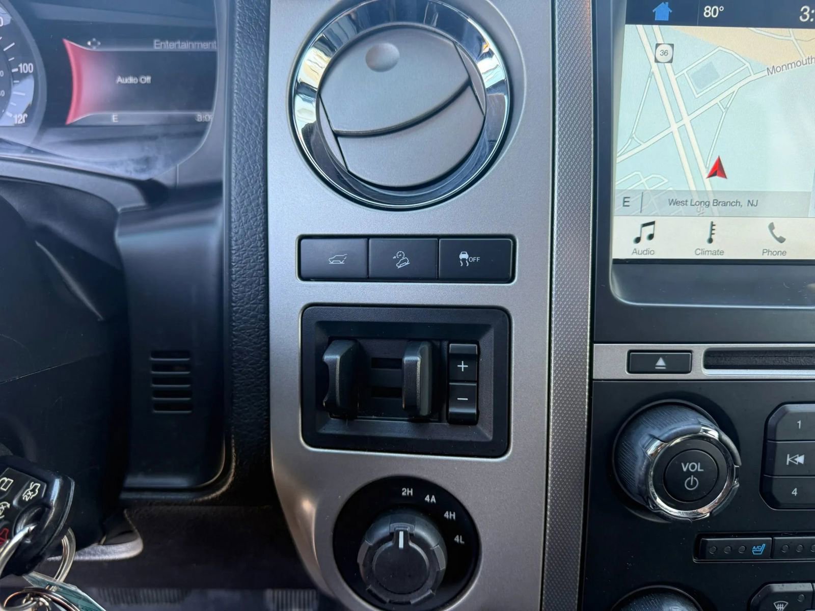 Used 2017 Ford Expedition EL XLT w/ Equipment Group 202A AWD/4WD image 21