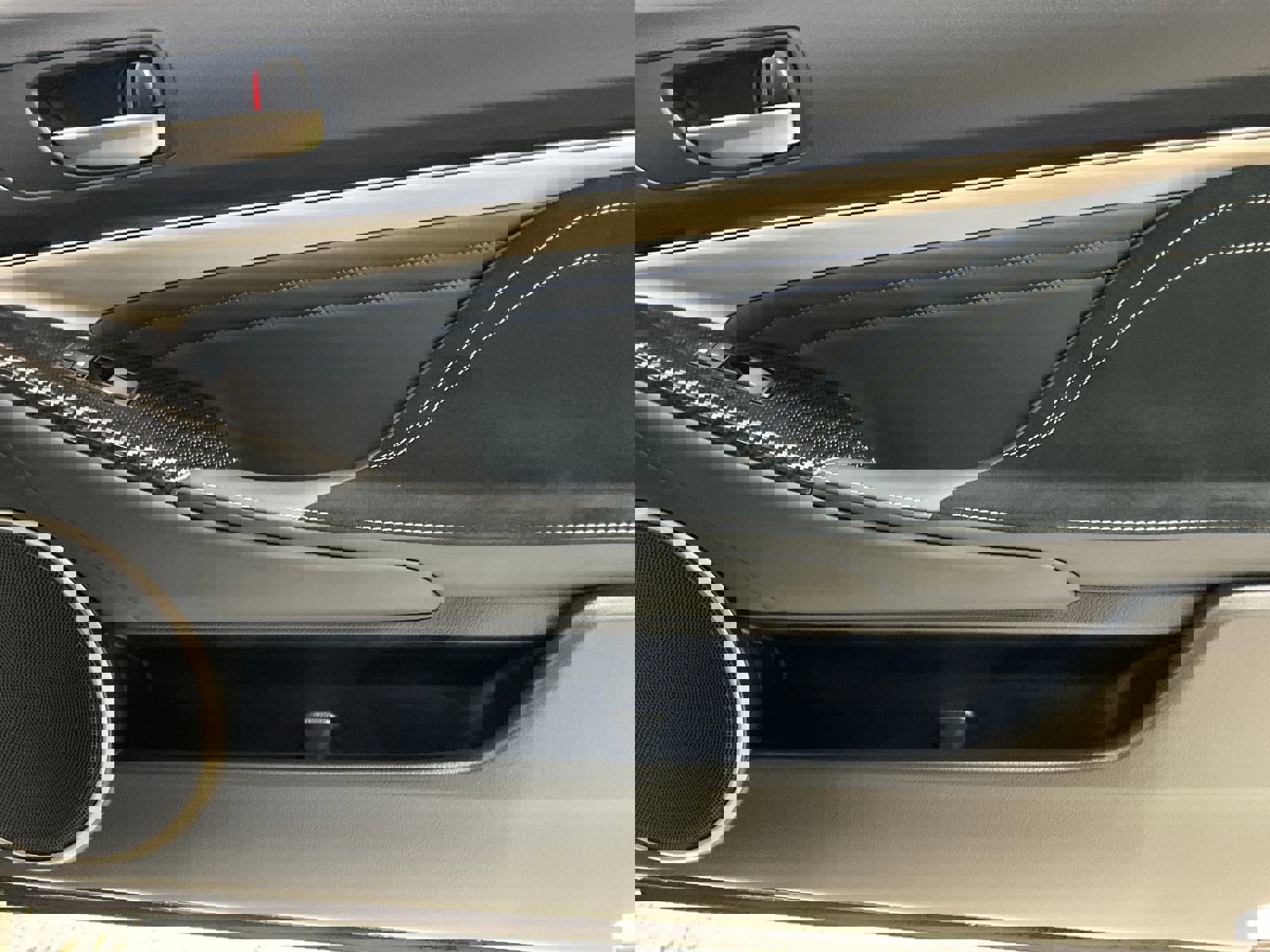 Used 2017 Lexus RC F image 20