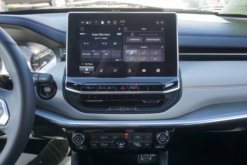 Used 2024 Jeep Compass Limited image 10