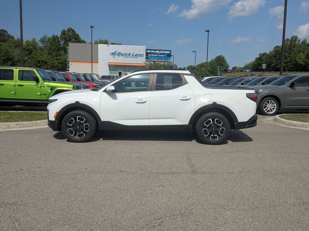 Used 2022 Hyundai Santa Cruz SEL Premium w/ Cargo Package AWD/4WD image 2