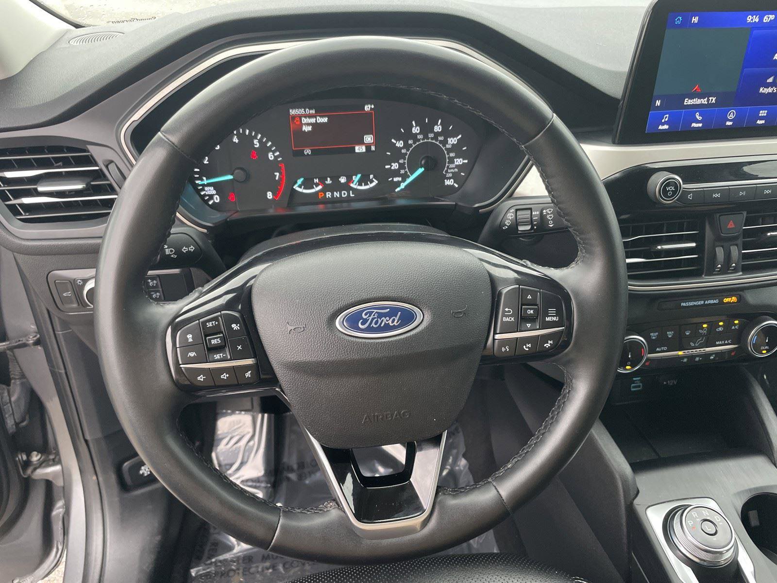Used 2022 Ford Escape SEL image 14