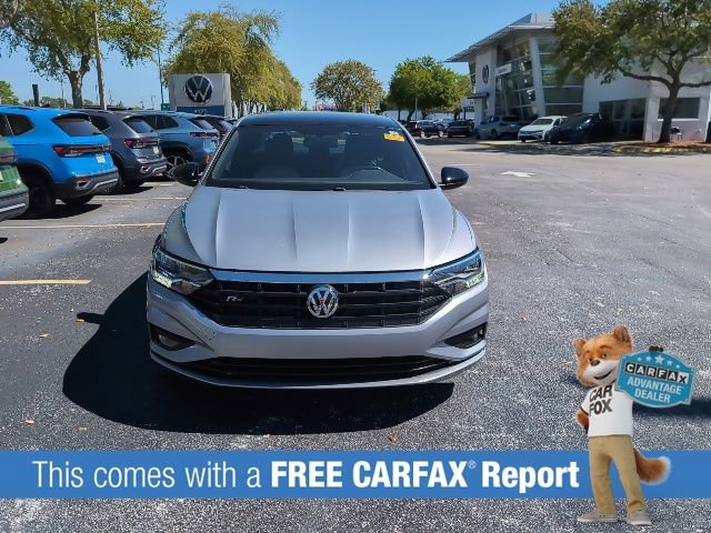Certified 2021 Volkswagen Jetta R-Line w/ R-Line Cold Weather Package image 2