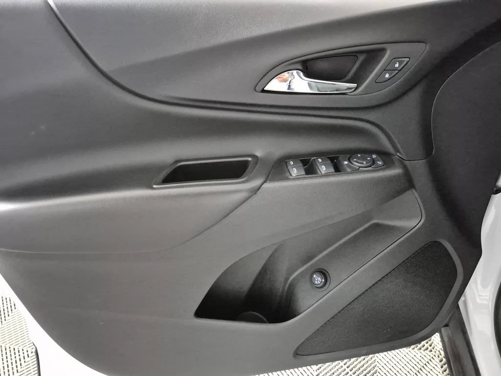 Certified 2024 Chevrolet Equinox LT FWD image 16
