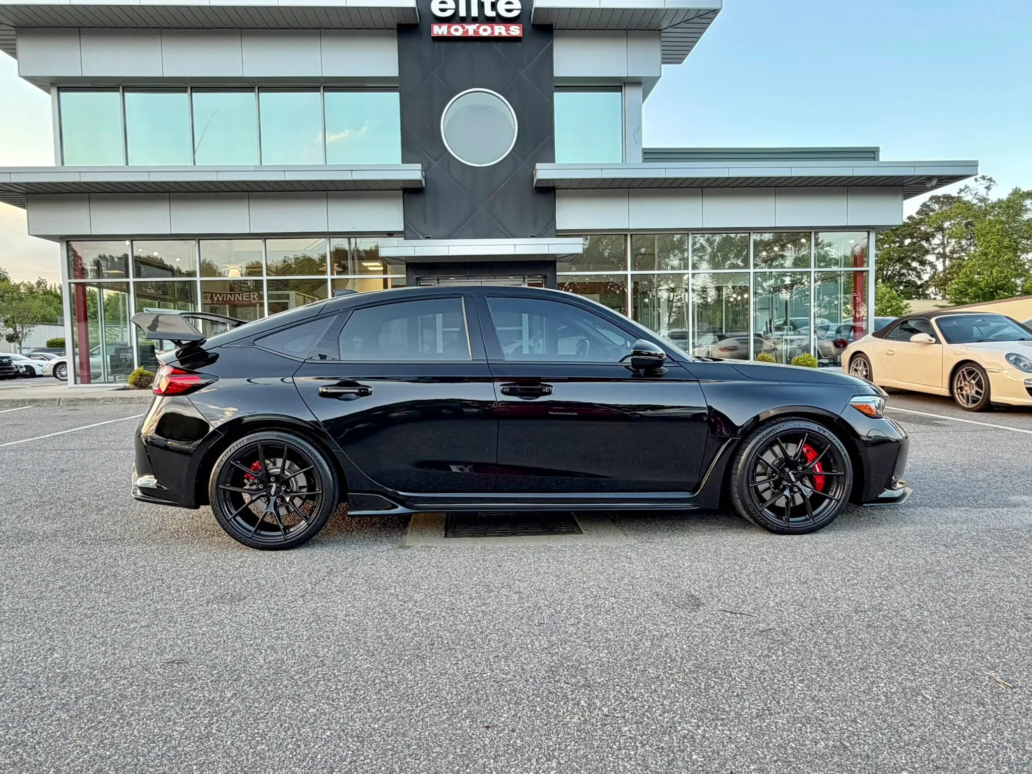 Used 2023 Honda Civic Type R image 8