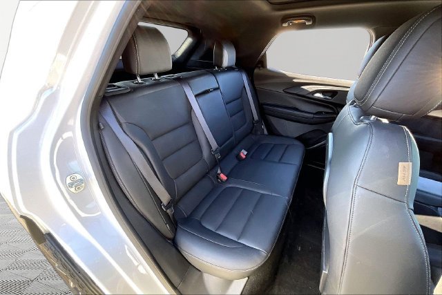 Used 2023 Chevrolet TrailBlazer ACTIV w/ Sun and Liftgate Package FWD image 17