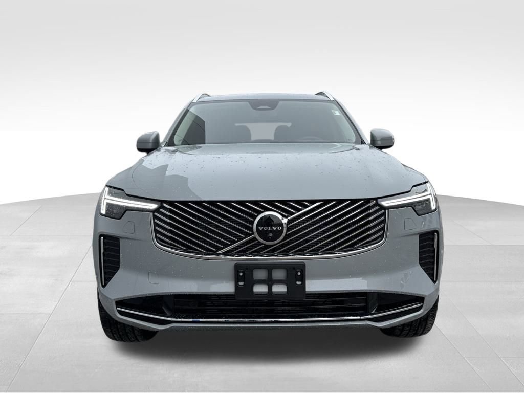 New 2026 Volvo XC90 B6 Plus w/ Protection Package AWD/4WD image 8