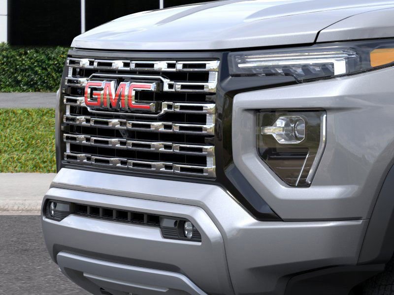 New 2026 GMC Canyon Denali image 13
