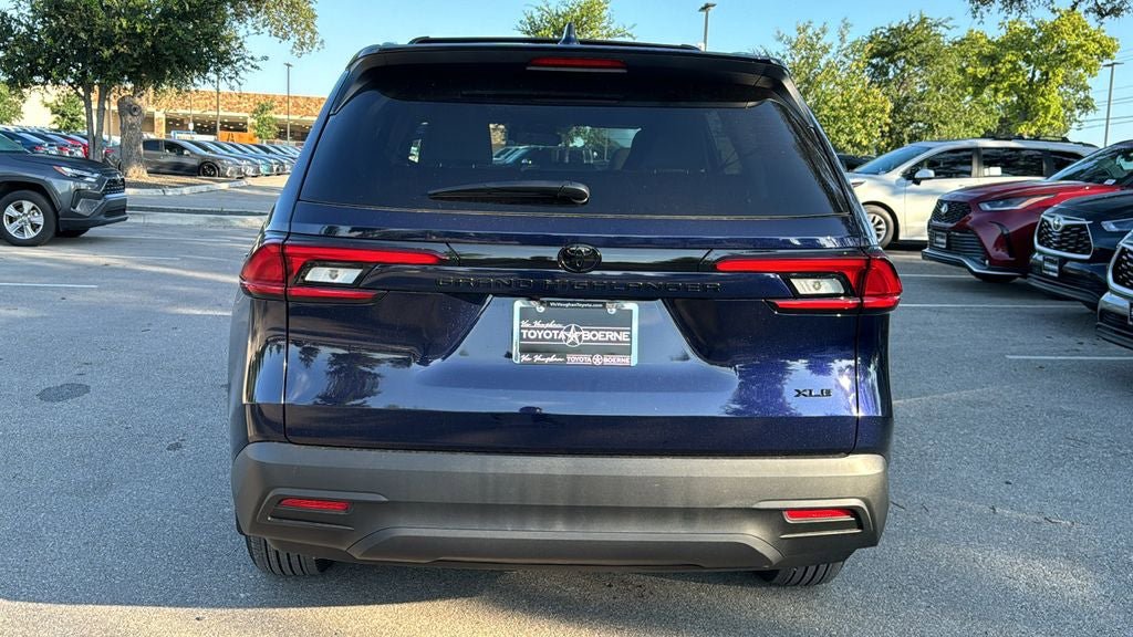 New 2026 Toyota Grand Highlander FWD image 7