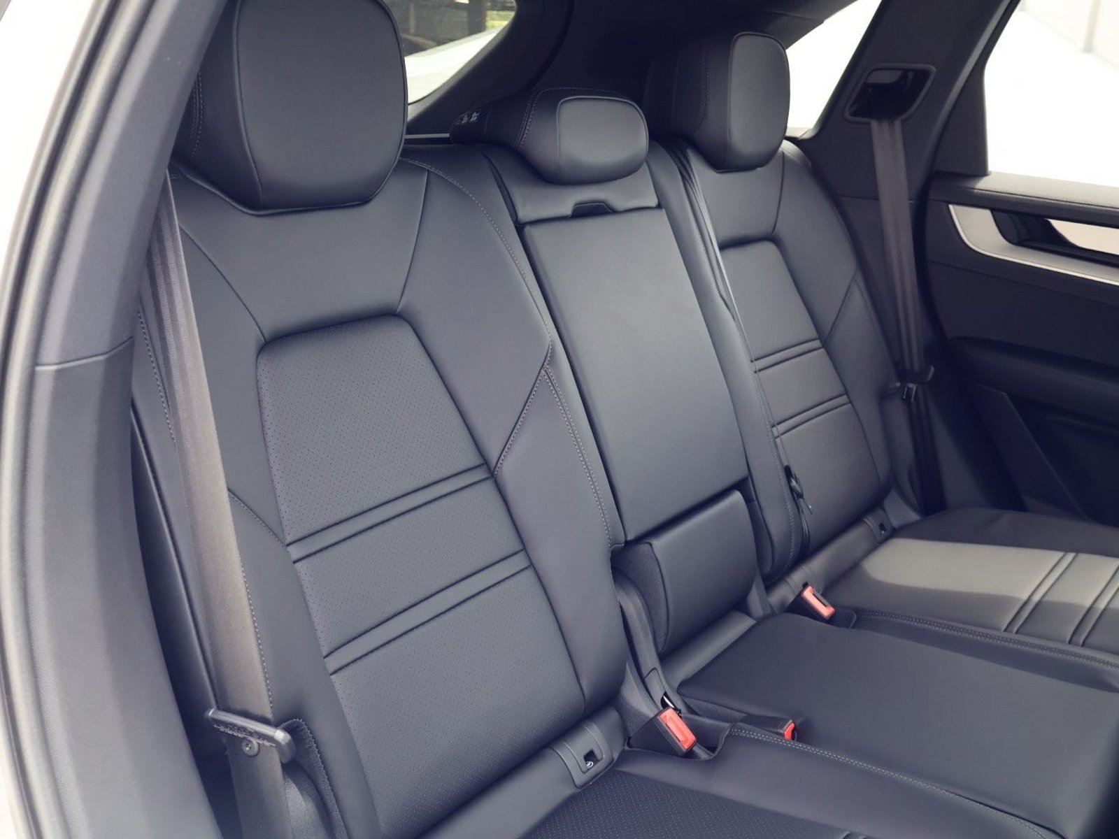 New 2026 Porsche Cayenne E-Hybrid AWD/4WD image 19