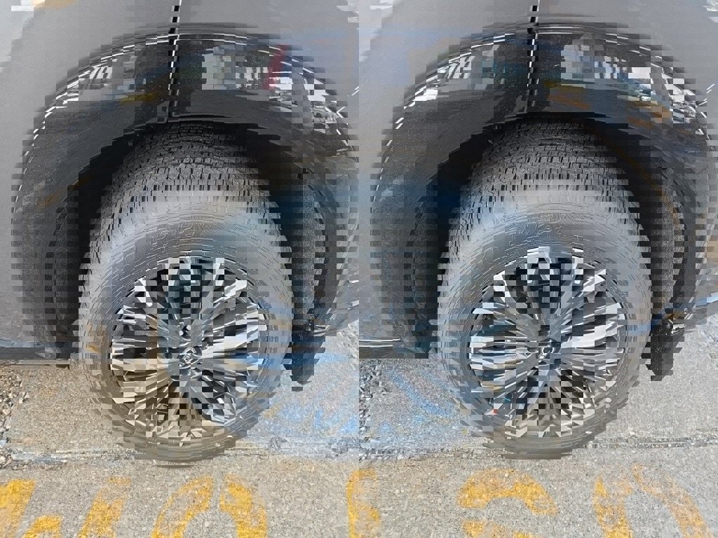 New 2026 Nissan Rogue Platinum image 12