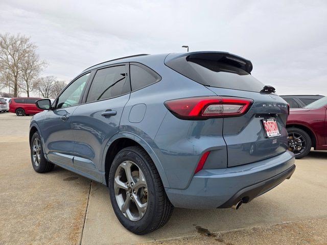 Used 2024 Ford Escape ST-Line AWD/4WD image 6