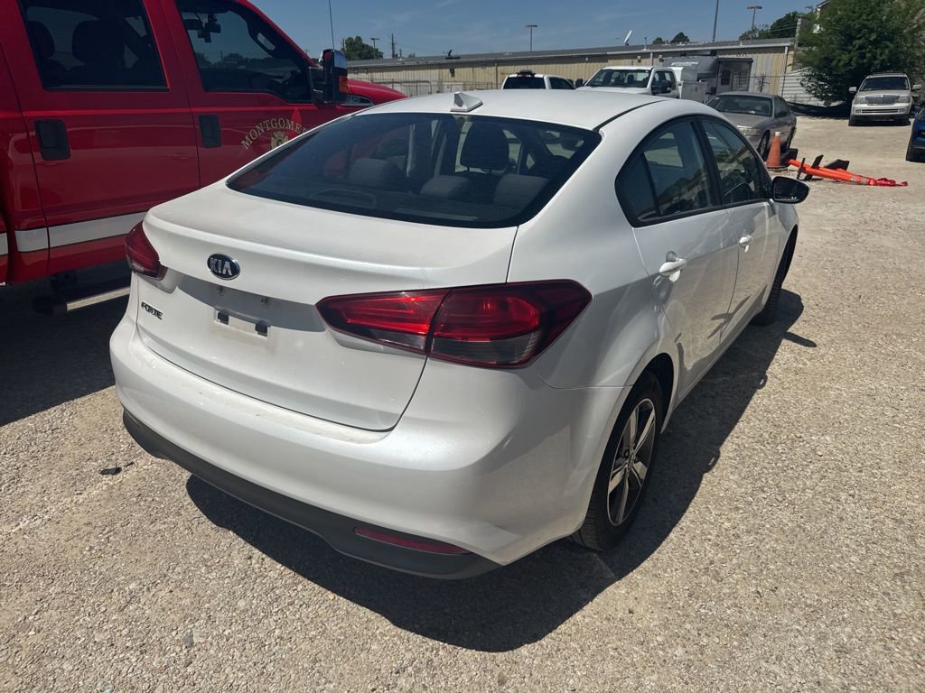 Used 2018 Kia Forte LX w/ LX Popular Package image 10
