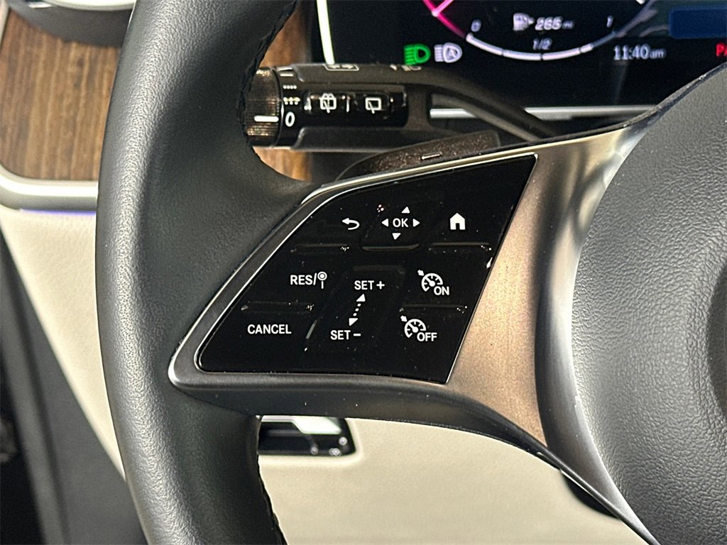 Certified 2025 Mercedes-Benz GLC 300 image 27