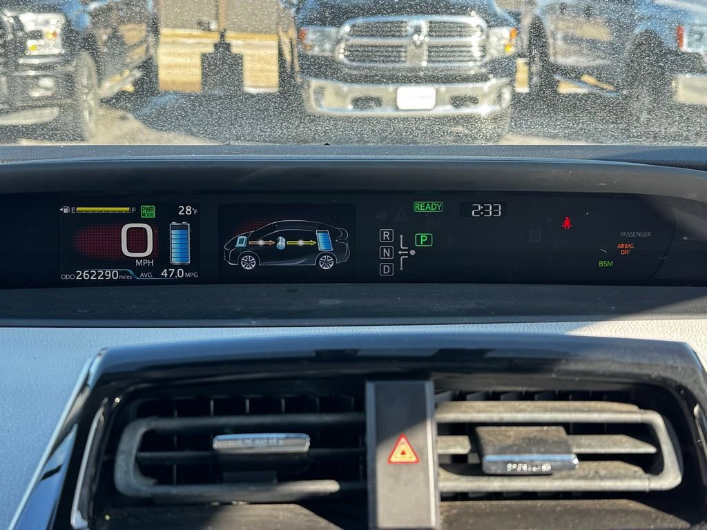 Used 2016 Toyota Prius Four image 13