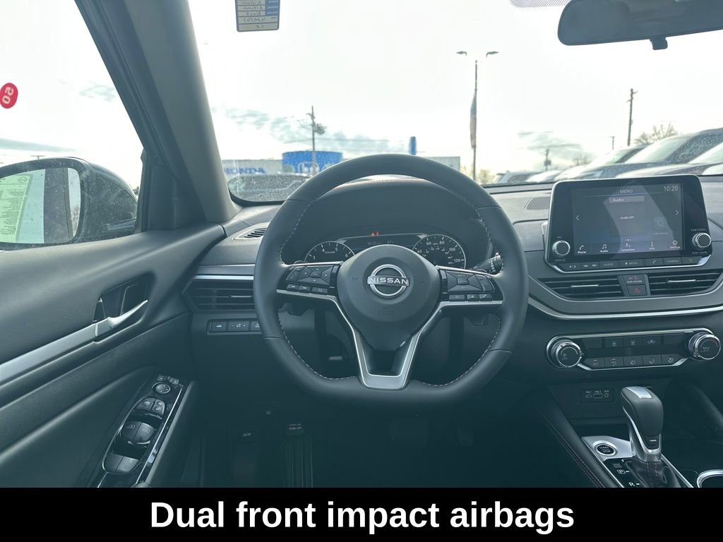 Used 2025 Nissan Altima 2.5 SR FWD image 12