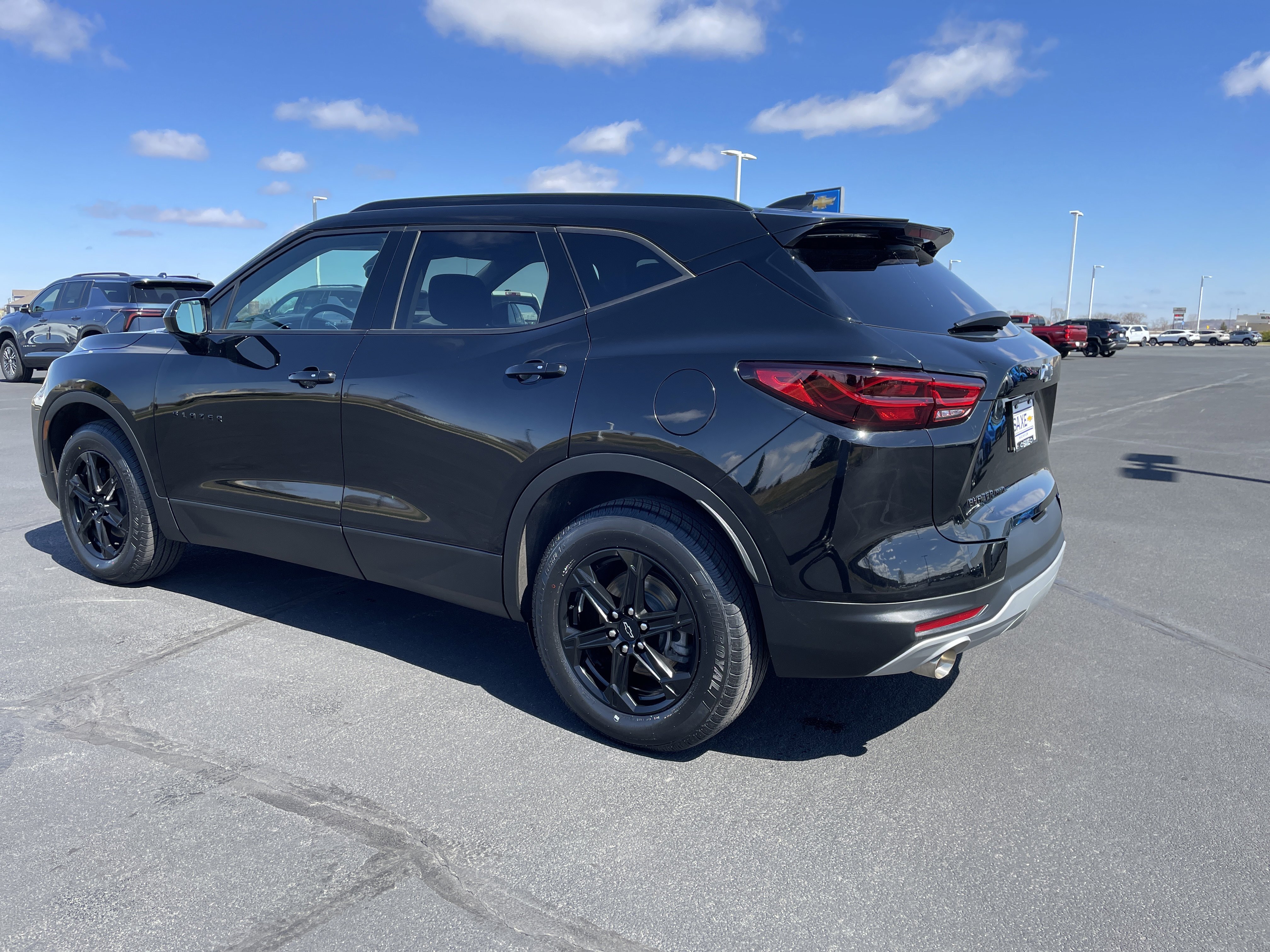 Certified 2023 Chevrolet Blazer LT w/ Convenience Package AWD/4WD image 3