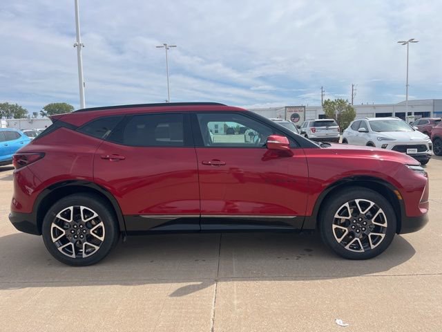 Used 2024 Chevrolet Blazer RS image 3