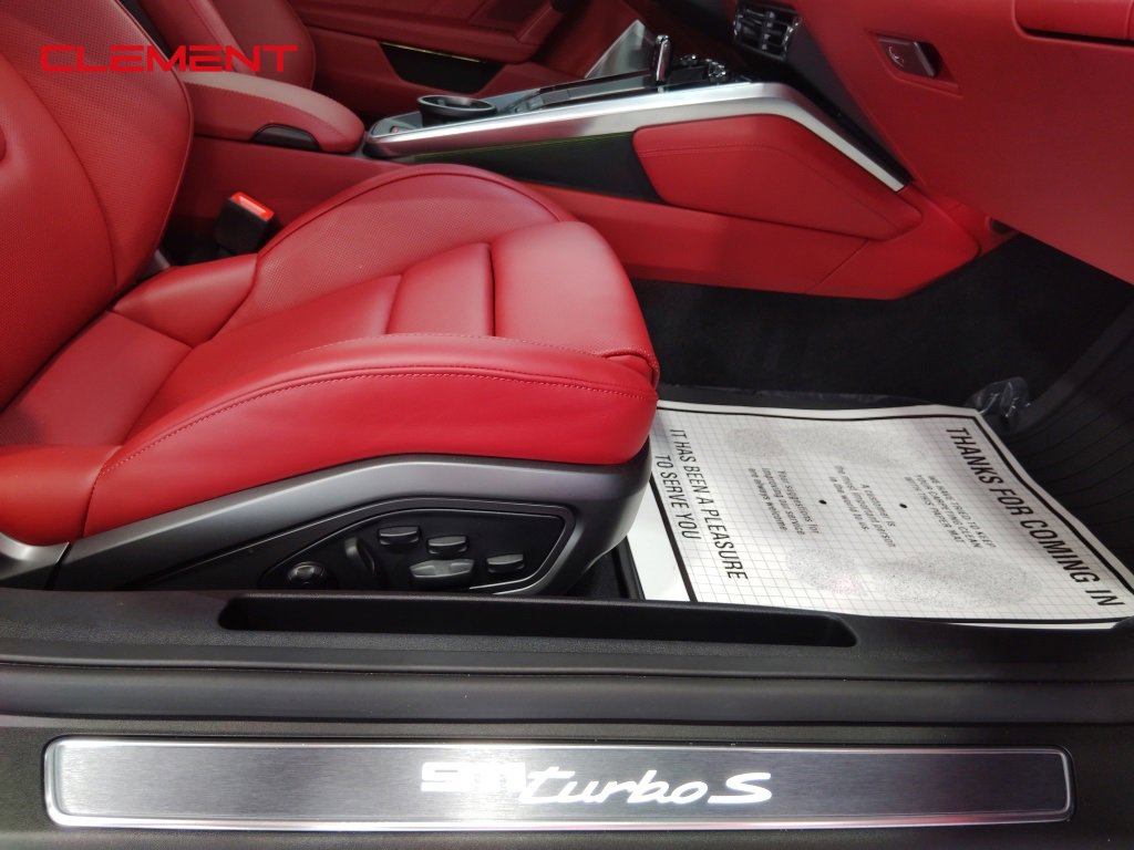 Used 2024 Porsche 911 Turbo S w/ 911 Turbo Sportdesign Package image 32