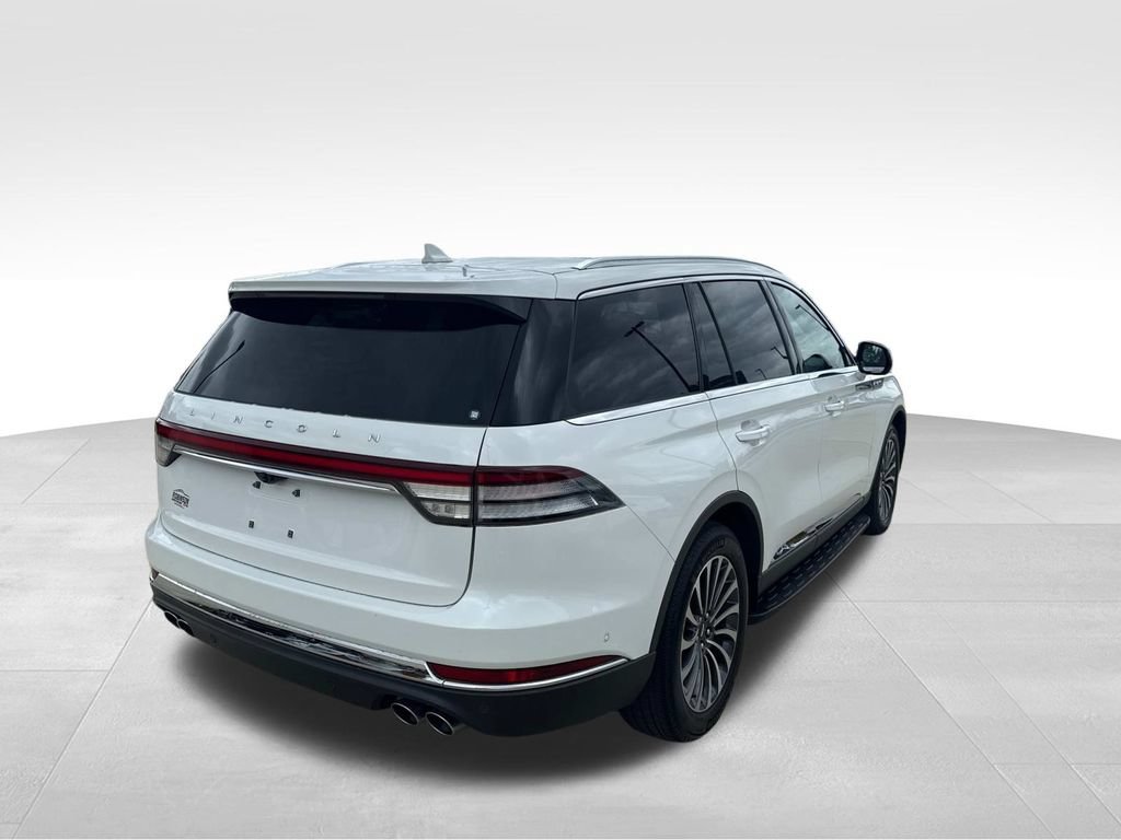 Used 2022 Lincoln Aviator Reserve w/ Equipment Group 201A AWD/4WD image 9