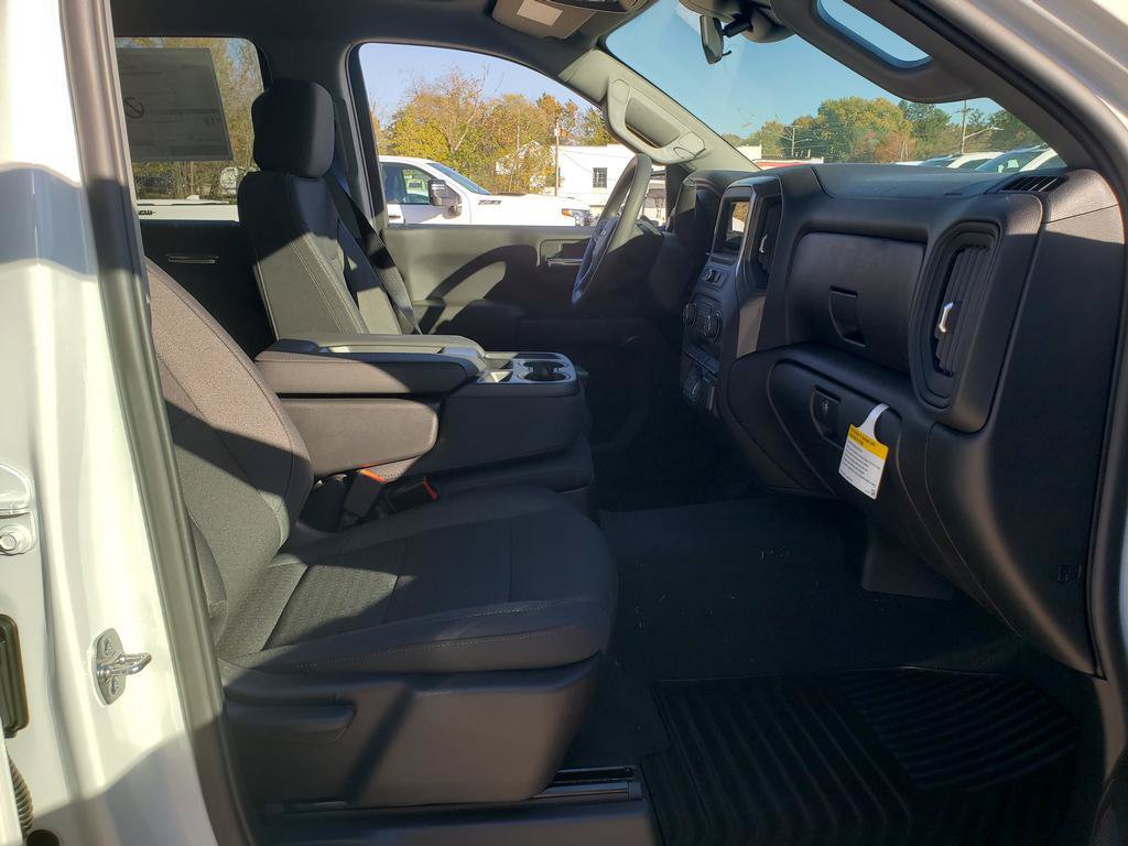 New 2026 Chevrolet Silverado 1500 Custom AWD/4WD image 24