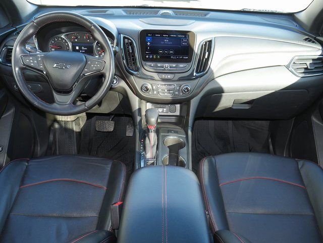 Used 2022 Chevrolet Equinox RS w/ RS Leather Package image 8