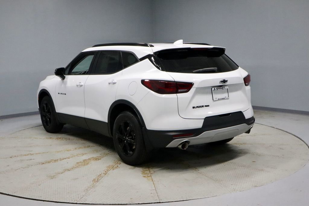 Used 2024 Chevrolet Blazer LT w/ Midnight/Sport Edition image 9