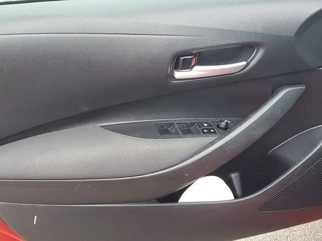 Used 2021 Toyota Corolla LE image 21