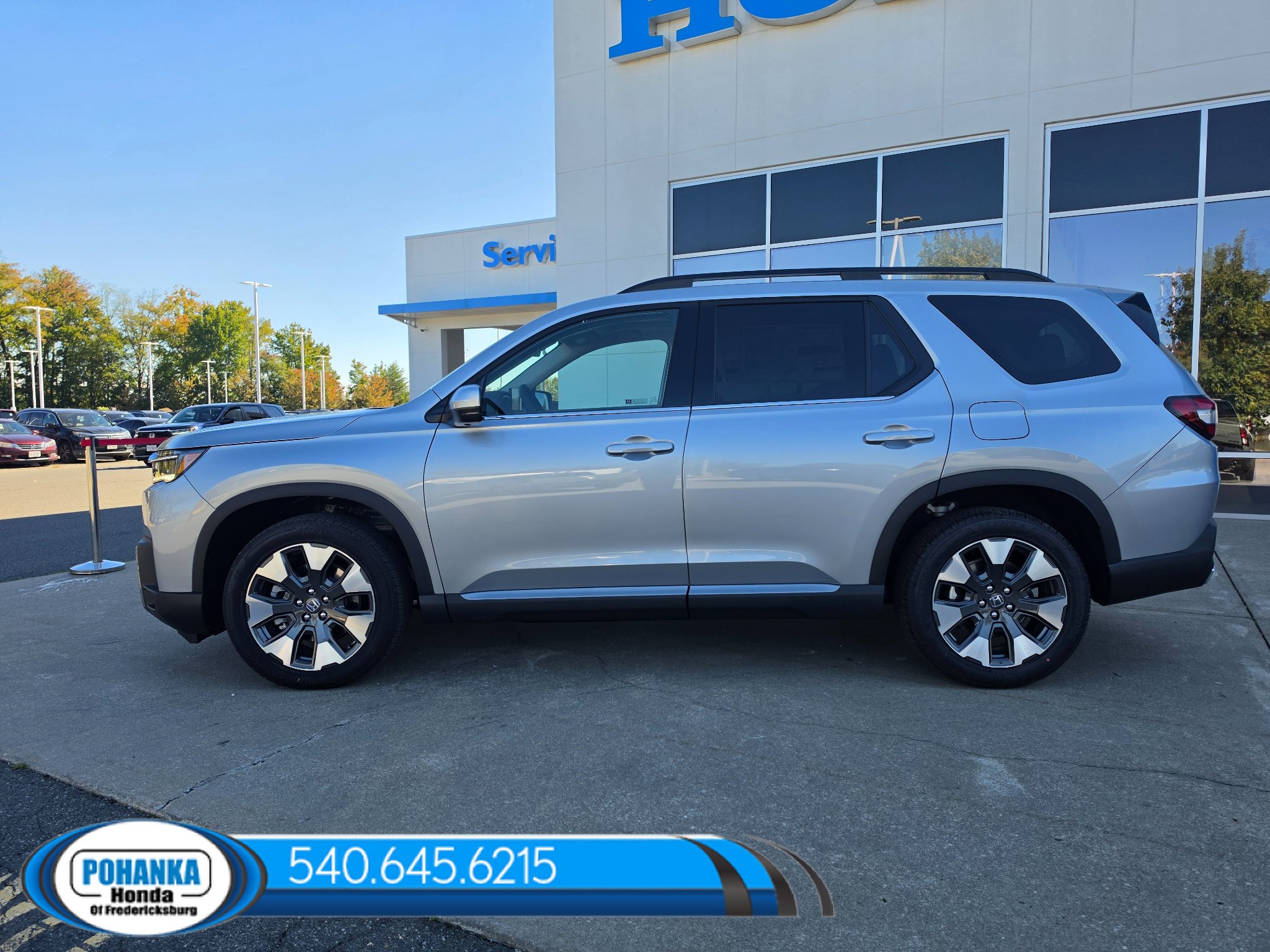 New 2026 Honda Pilot TrailSport image 3