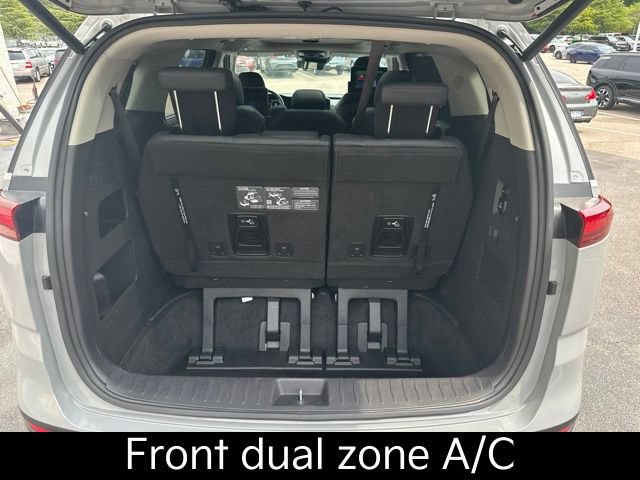Used 2024 Kia Carnival SX Prestige FWD image 11