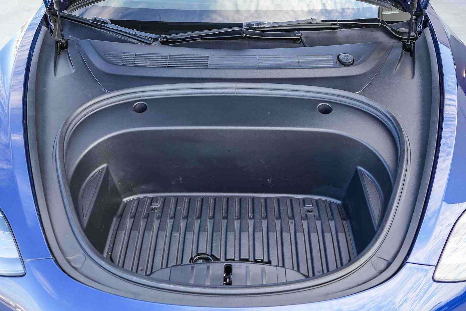 Used 2023 Tesla Model 3 Standard Range RWD image 25