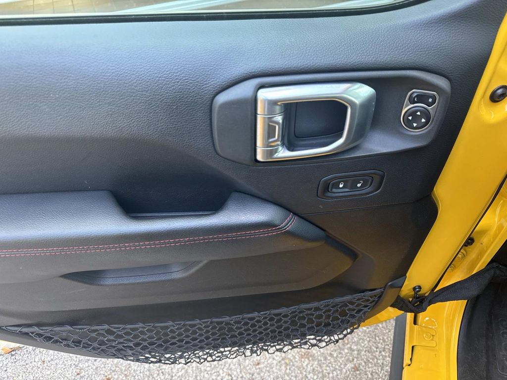Used 2019 Jeep Wrangler Unlimited Rubicon AWD/4WD image 18