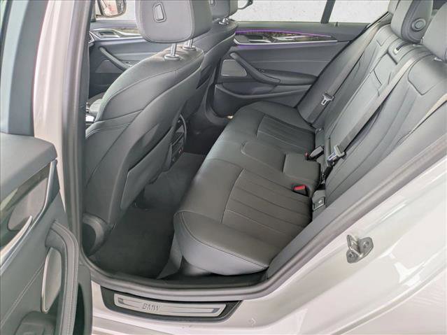 Used 2023 BMW 530e w/ Premium Package image 19
