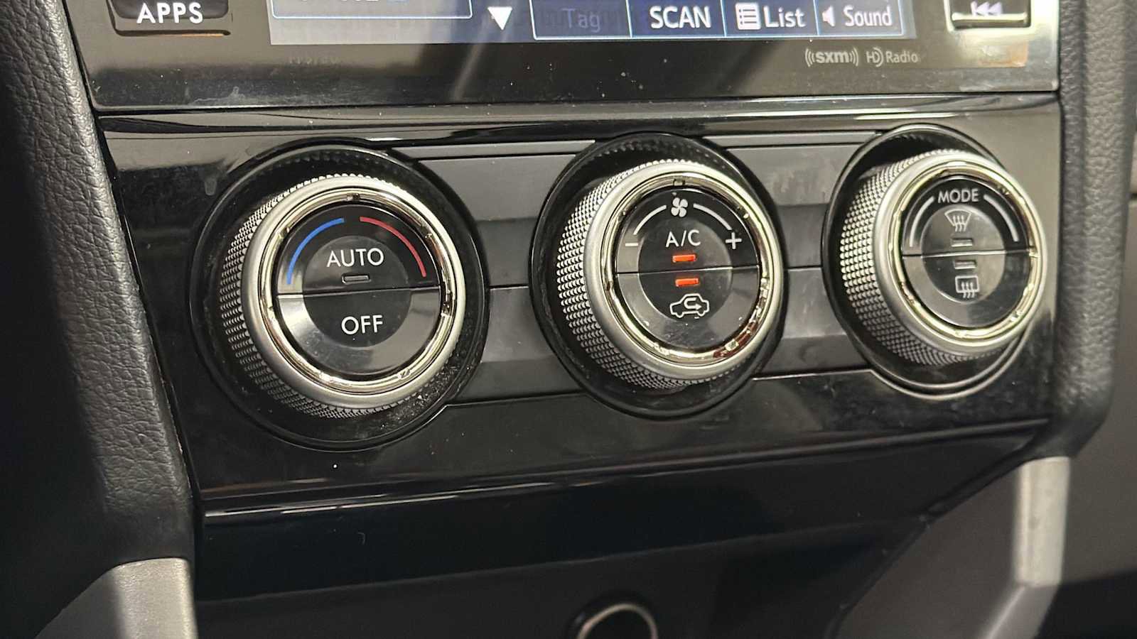 Used 2017 Subaru Forester 2.5i Limited AWD/4WD image 20