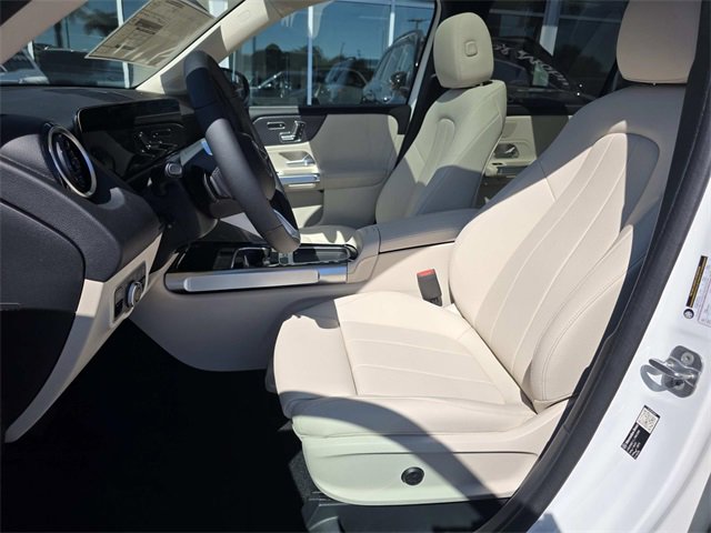 New 2026 Mercedes-Benz GLB 250 image 6