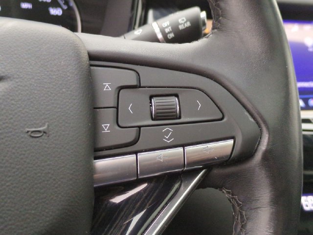 Certified 2024 Cadillac XT6 Premium Luxury w/ LPO, Floor Liner Package AWD/4WD image 12