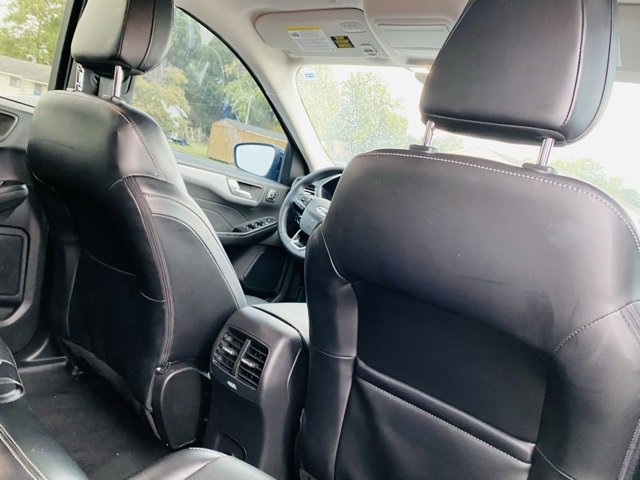 Used 2023 Ford Escape Platinum image 18