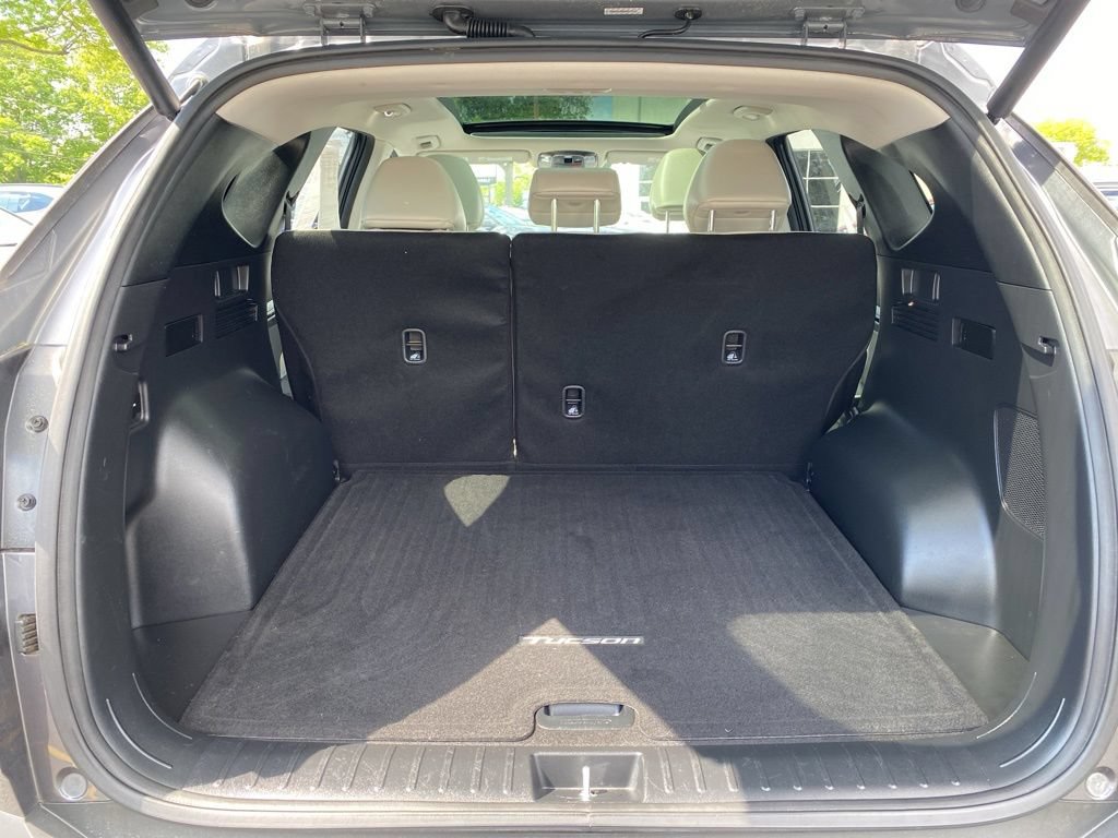 Certified 2023 Hyundai Tucson Limited AWD/4WD image 16