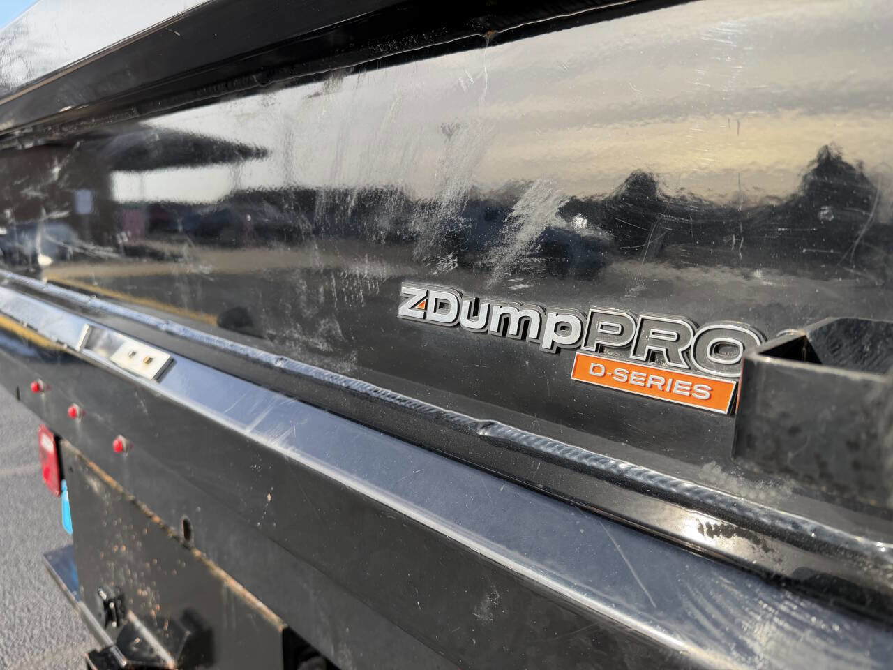 Used 2024 GMC Sierra 3500 Pro w/ Convenience Package image 12