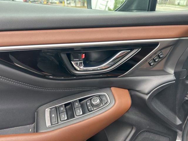 Used 2020 Subaru Outback Touring w/ Popular Package #2 AWD/4WD image 8