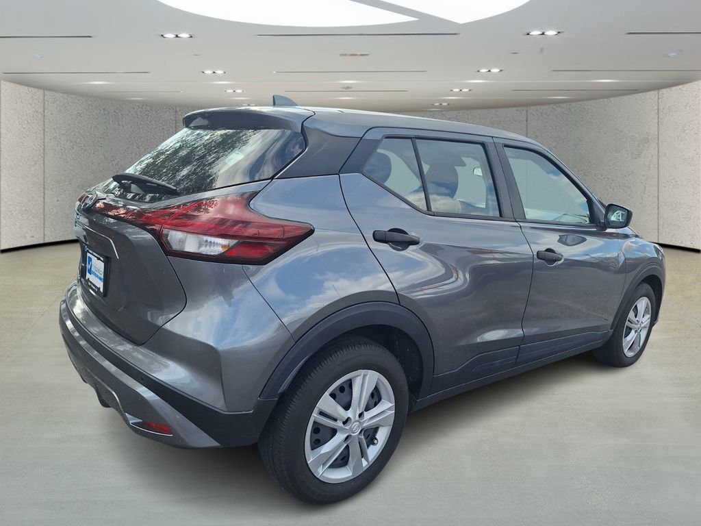 Used 2024 Nissan Kicks S image 5