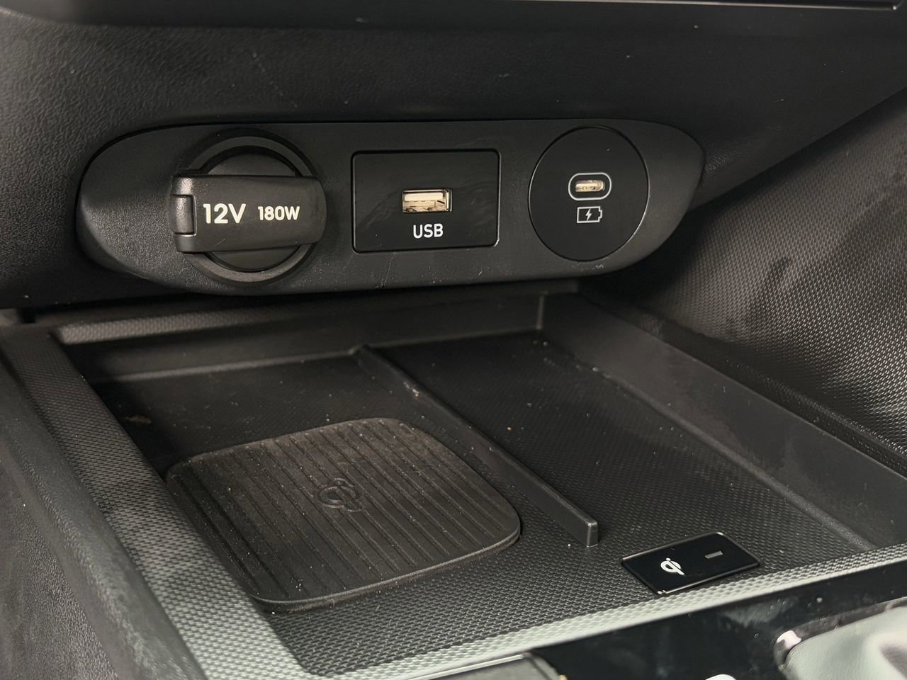 Used 2025 Hyundai Elantra Sport FWD image 22