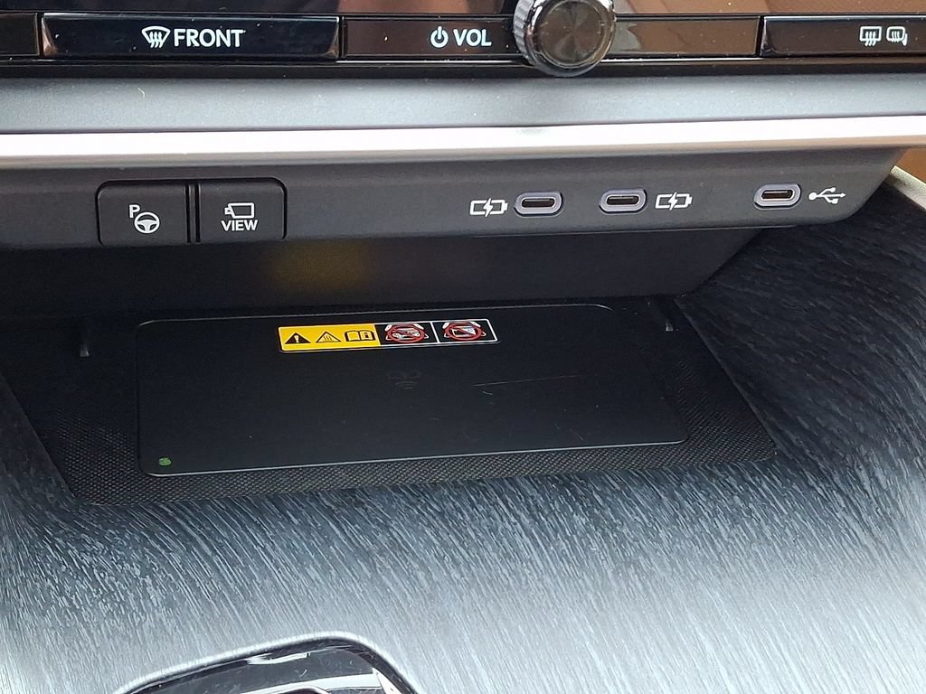 Certified 2026 Lexus RZ 450e AWD w/ Technology Package image 24
