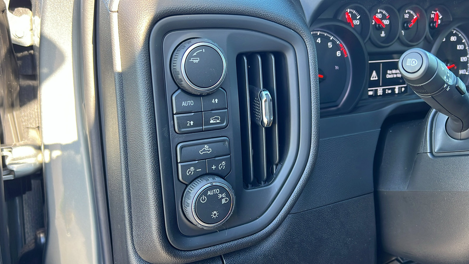 New 2026 Chevrolet Silverado 1500 Custom image 28