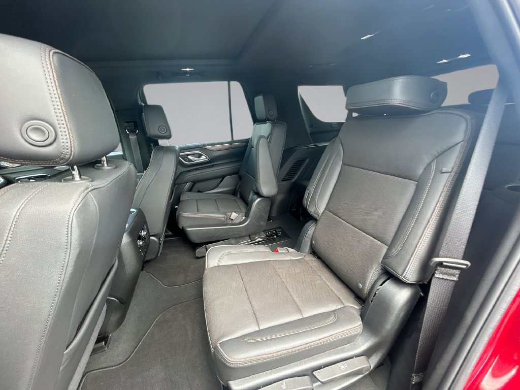 Used 2024 Chevrolet Tahoe High Country RWD image 15