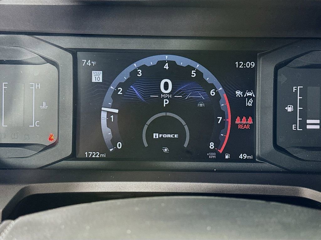 Certified 2025 Toyota Tacoma SR5 image 12